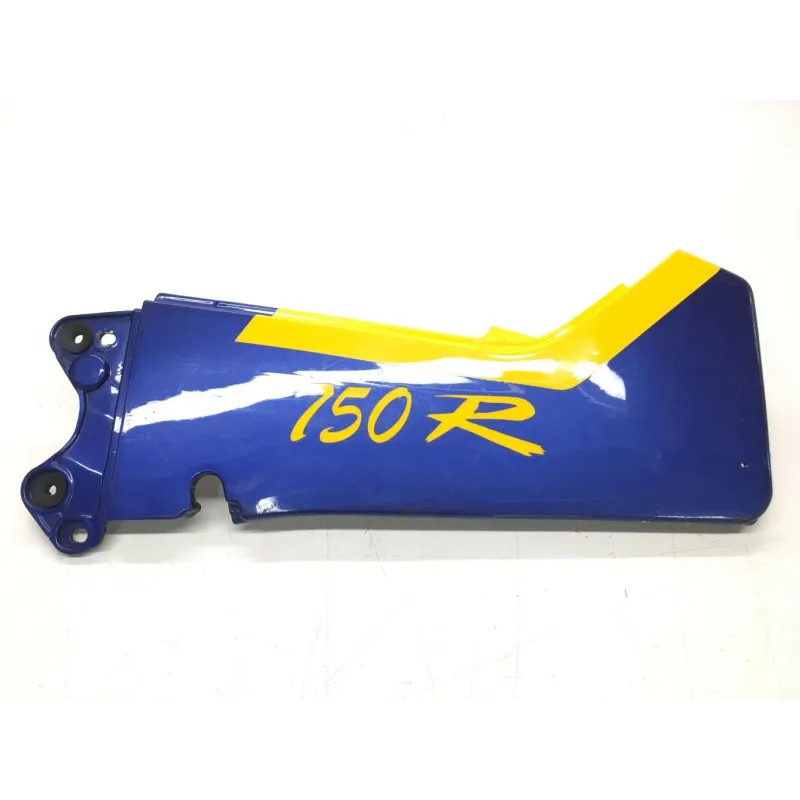 Cache carenage coque arriere gauche SUZUKI GSXR 750 1985-1986
