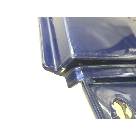 Cache carenage coque arriere gauche SUZUKI GSXR 750 1985-1986