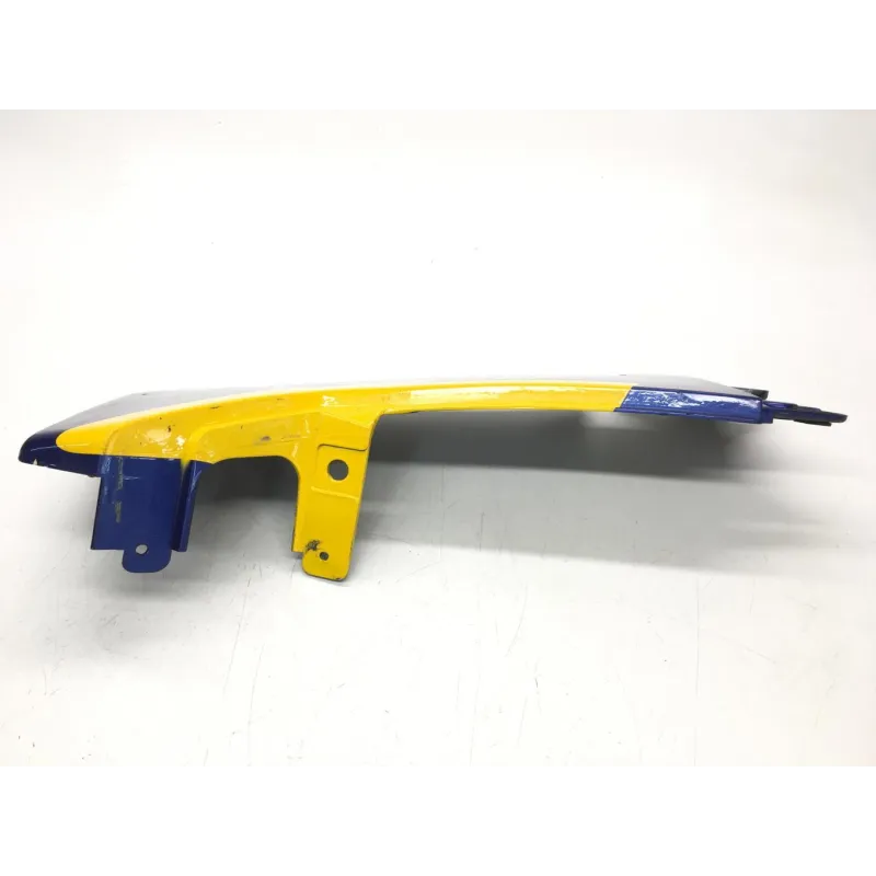 Cache carenage coque arriere gauche SUZUKI GSXR 750 1985-1986