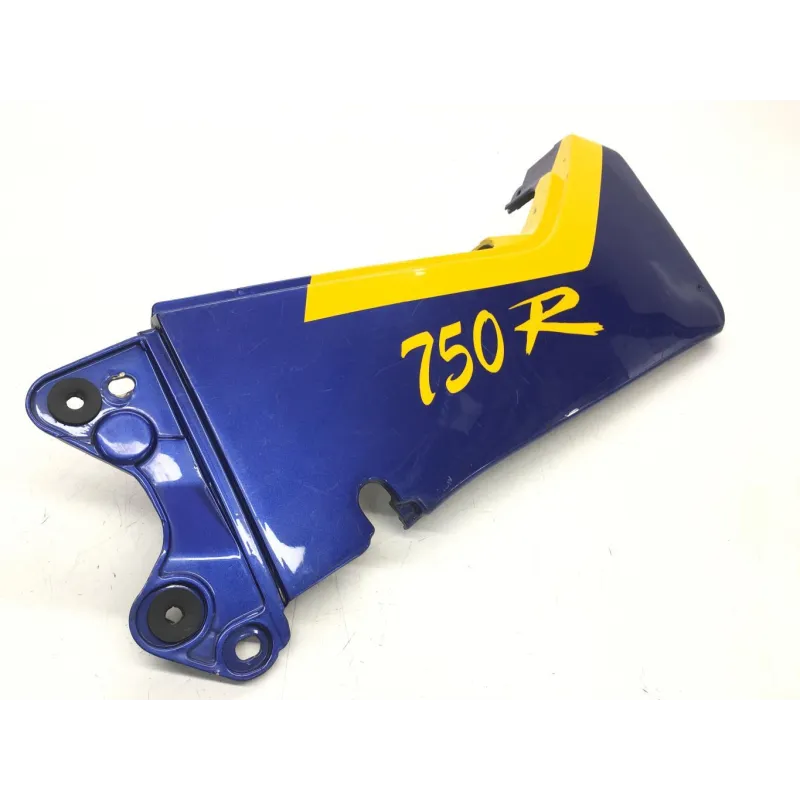 Cache carenage coque arriere gauche SUZUKI GSXR 750 1985-1986