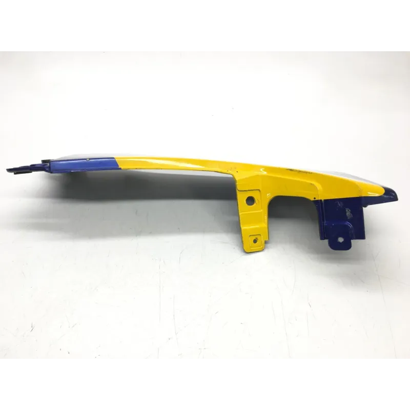 Cache carenage coque arriere droit SUZUKI GSXR 750 1985-1986