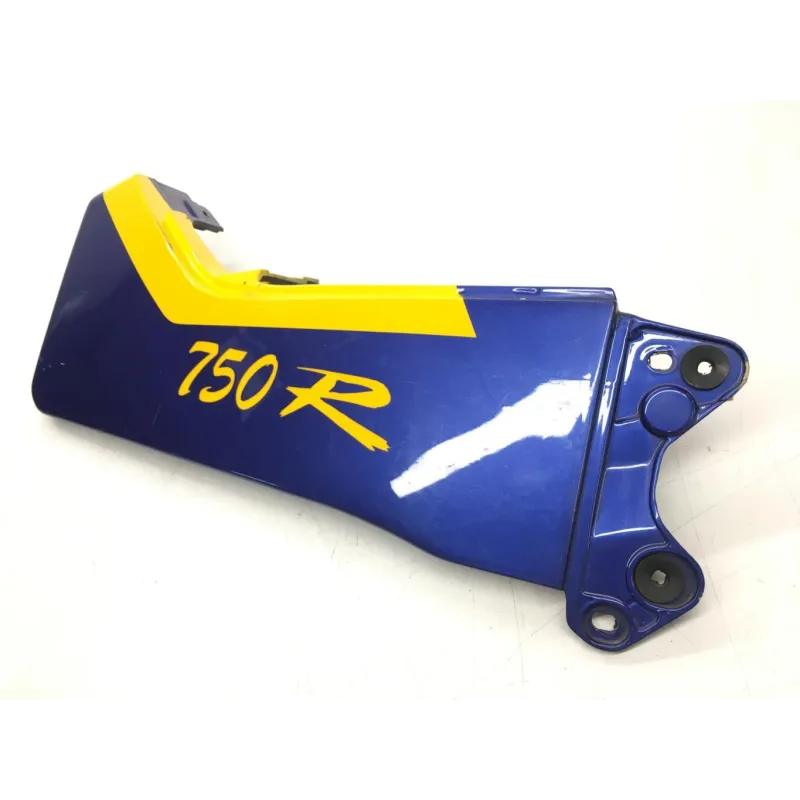 Cache carenage coque arriere droit SUZUKI GSXR 750 1985-1986