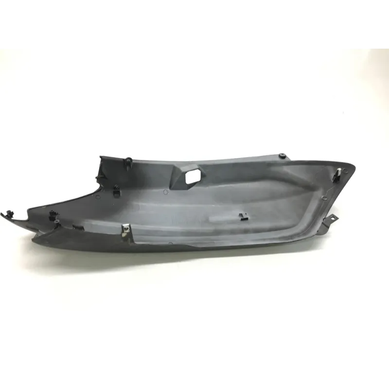Cache carenage coque arriere gauche SYM MAXSYM 600 2014-2017