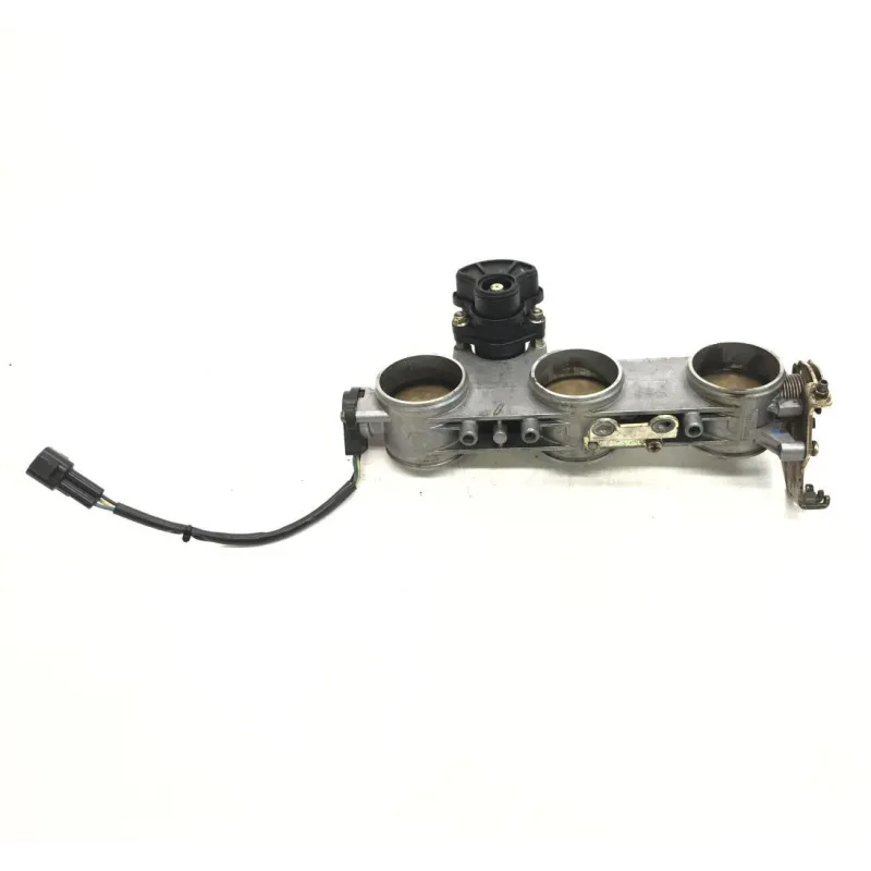 Rampe d'injection TRIUMPH SPEED TRIPLE 955 I 1999-2004