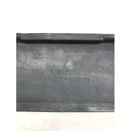 Plancher marche pied gauche HONDA FES 250 2000-2006 FORESIGHT