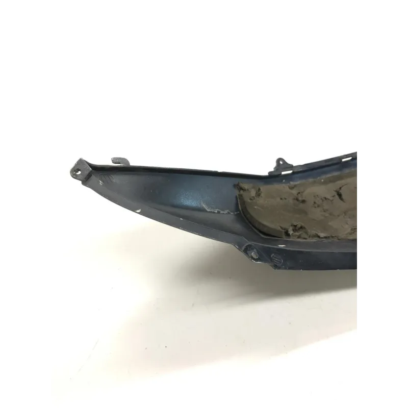Cache carenage coque arriere gauche PEUGEOT SV 250 2001-2004