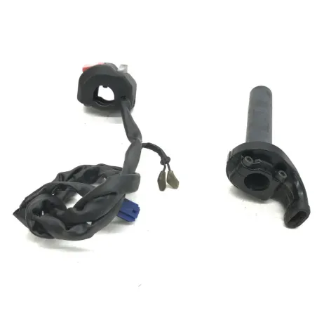 Commodo droit YAMAHA FZ1 1000 2006-2010 FAZER
