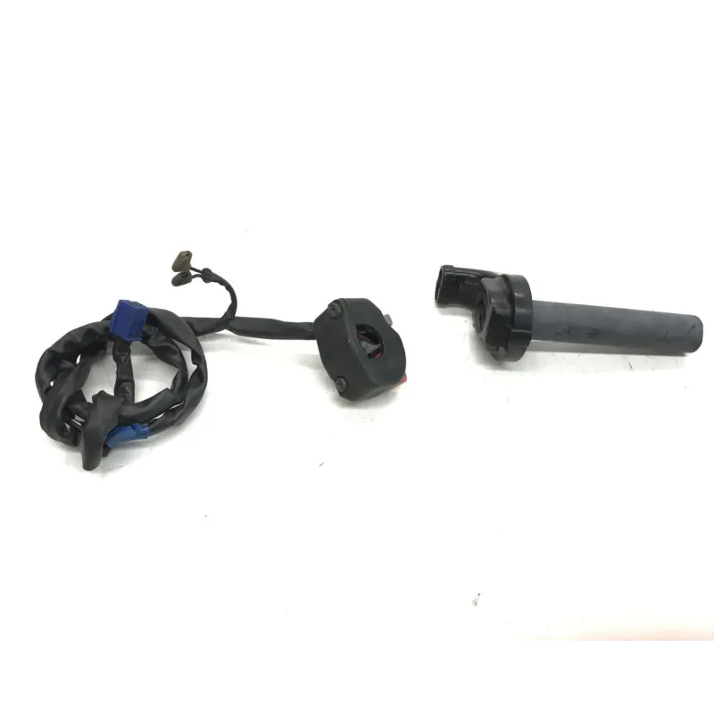 Commodo droit YAMAHA FZ1 1000 2006-2010 FAZER