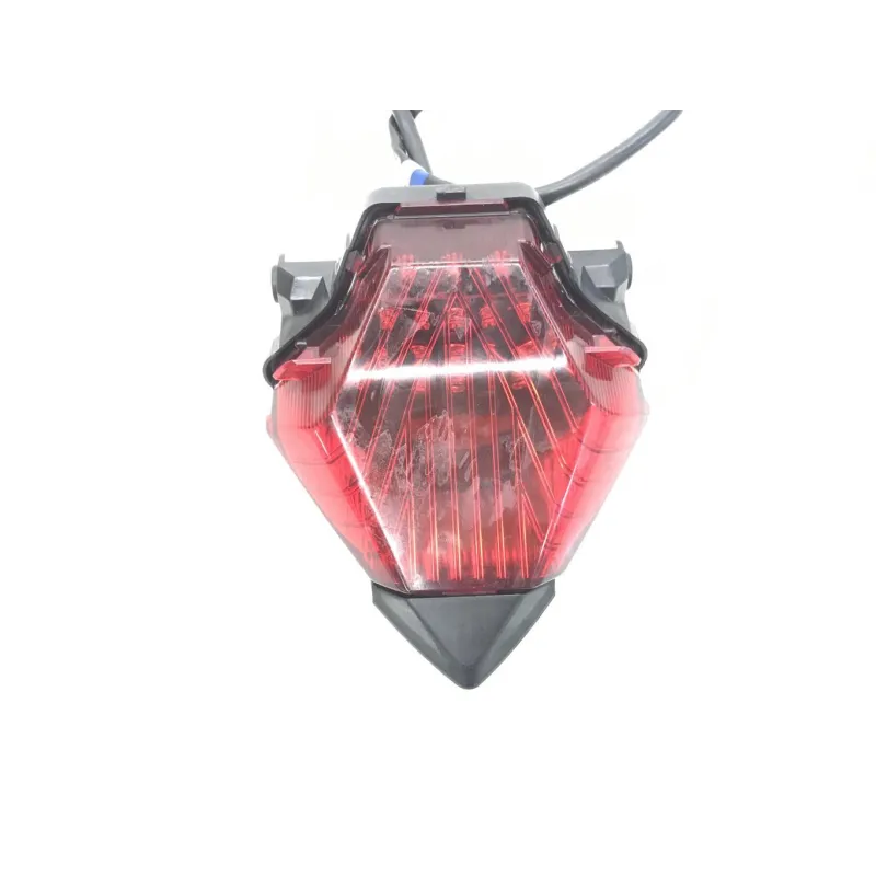 Feu arriere YAMAHA YZF 320 2014-2018 R3