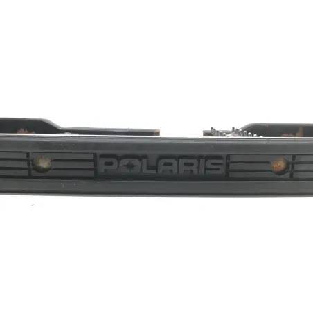 Repose pieds avant gauche POLARIS SCRAMBLER 500 2007-2009 2X4