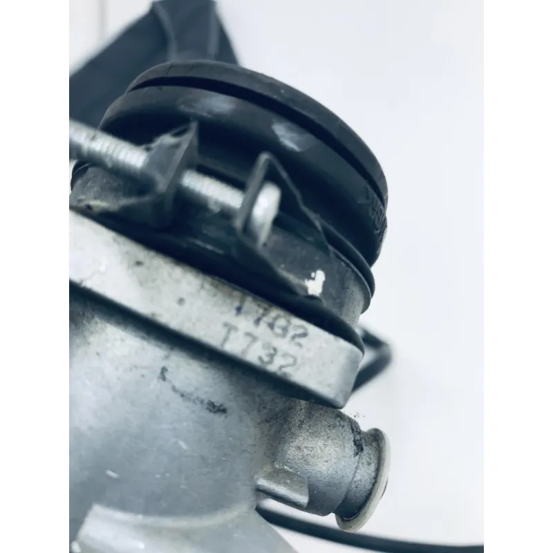 Rampe d'injection SUZUKI SV 650 2007-2015