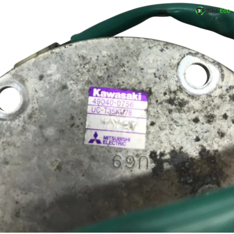 Pompe a essence KAWASAKI Z 900 2018-2019 A2