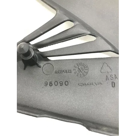 Cache carenage sous selle droit CAGIVA RAPTOR 650 2001-2006