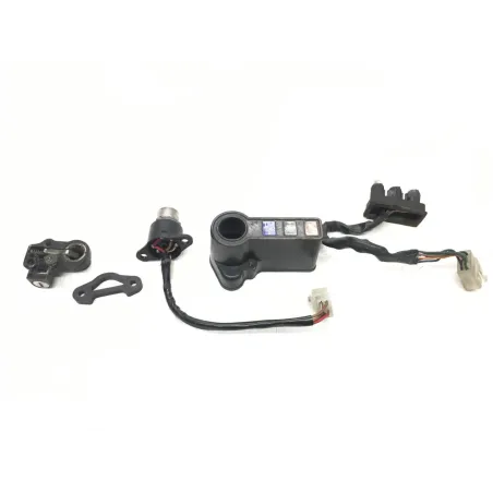 Jeu de serrure contacteur a cle HONDA CB 125 T 1977-1978 TWIN