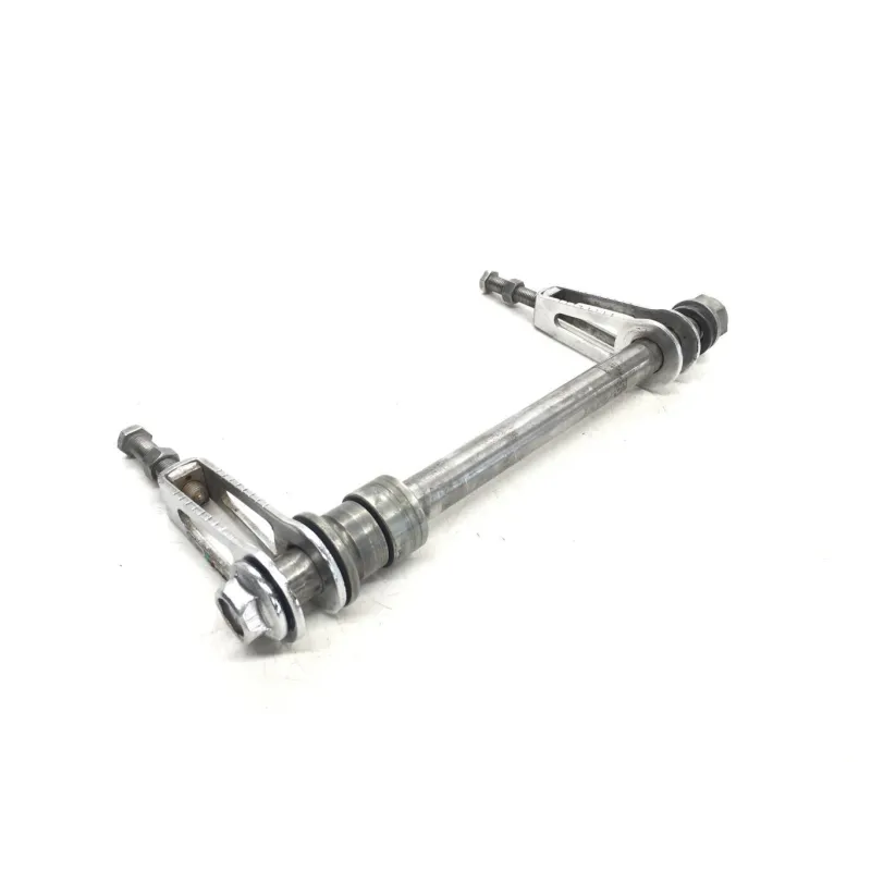 Axe de roue arriere HONDA VF 1000 F 1984-1985