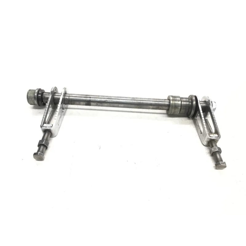 Axe de roue arriere HONDA VF 1000 F 1984-1985