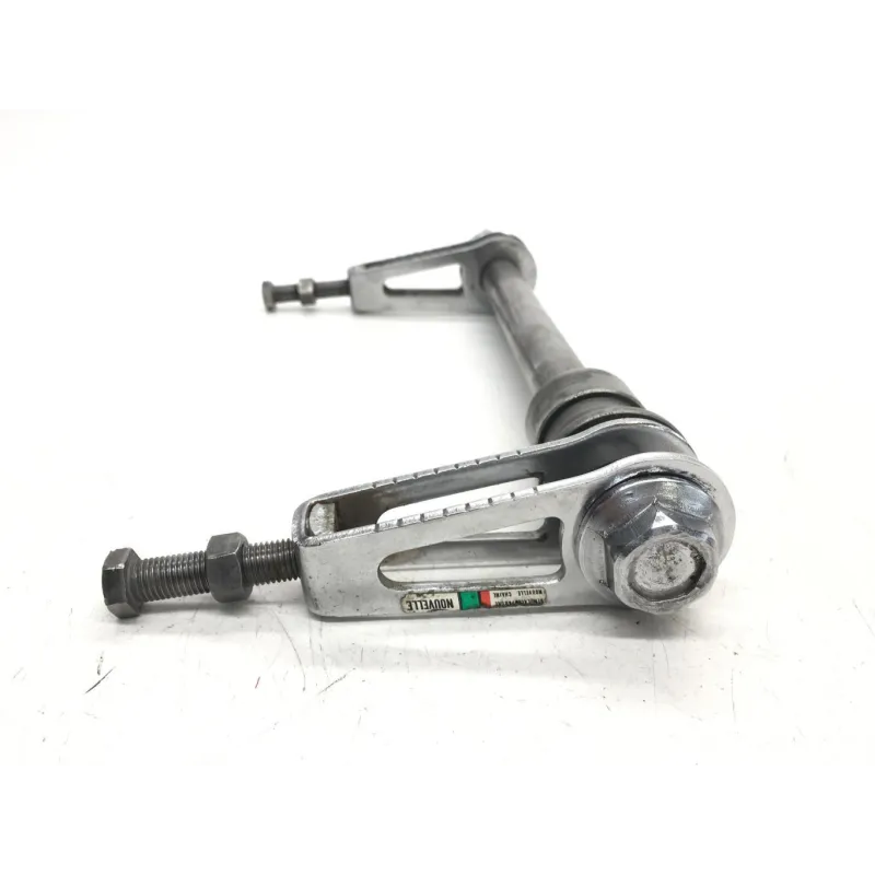 Axe de roue arriere HONDA VF 1000 F 1984-1985