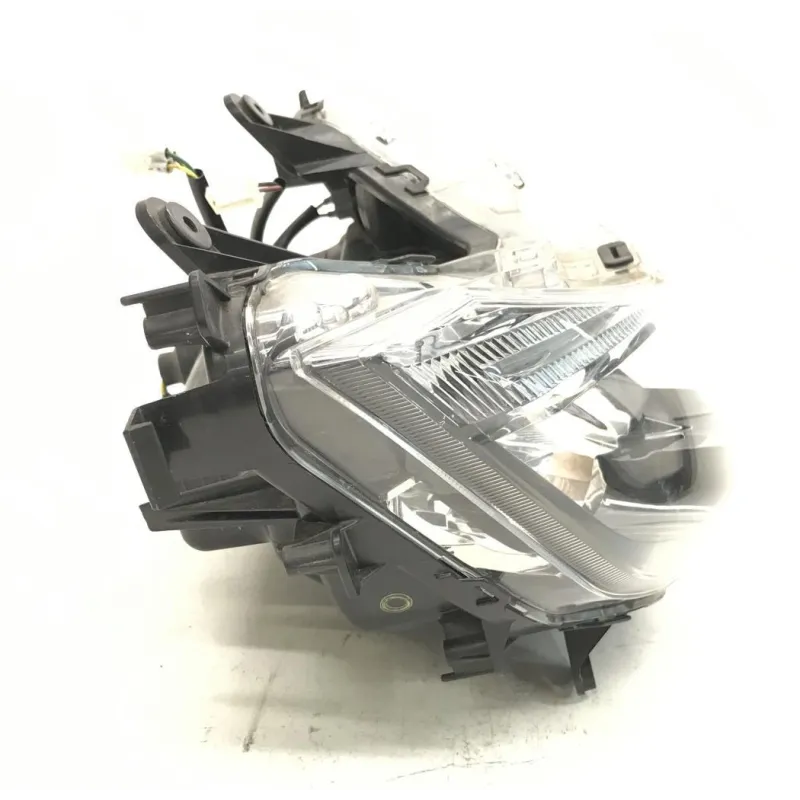 Optique (feux)(phare) YAMAHA GPD 125 2015-2016 NMAX