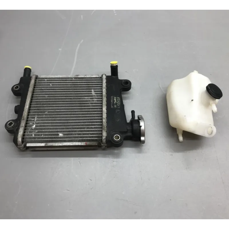 Radiateur eau YAMAHA GPD 125 2015-2016 NMAX