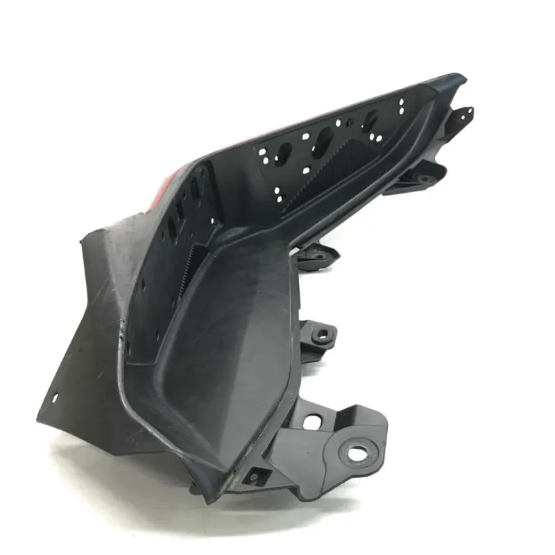 Plancher marche pied gauche YAMAHA GPD 125 2015-2016 NMAX