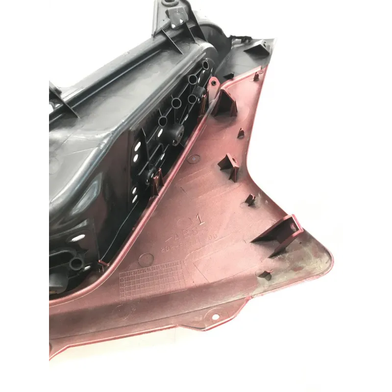 Plancher marche pied gauche YAMAHA GPD 125 2015-2016 NMAX