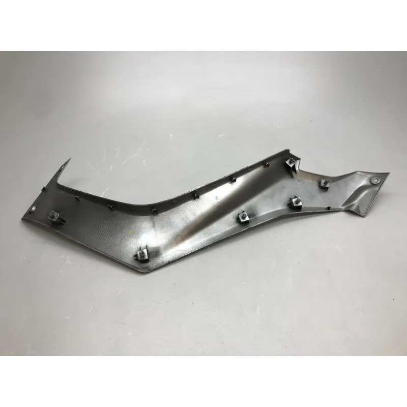 Cache lateral droit YAMAHA GPD 125 2015-2016 NMAX