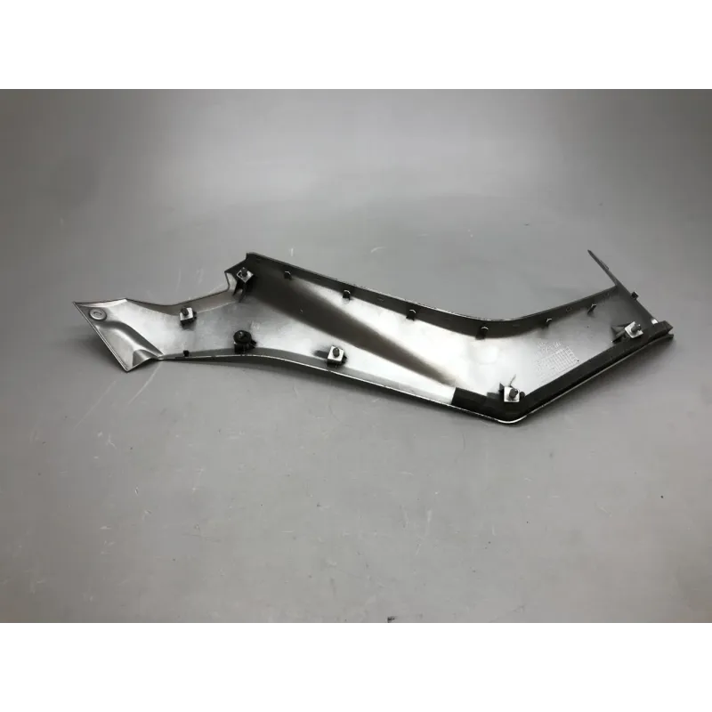 Cache lateral gauche YAMAHA GPD 125 2015-2016 NMAX