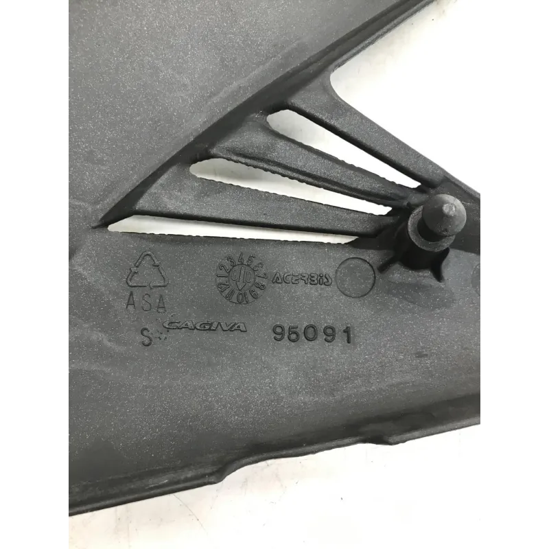 Cache carenage sous selle gauche CAGIVA RAPTOR 650 2001-2006