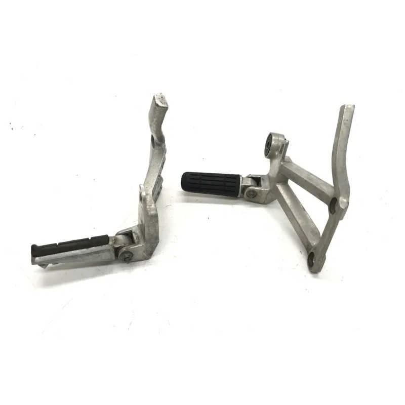 Platine arriere droite et gauche YAMAHA FZS 600 1998-2001 FAZER