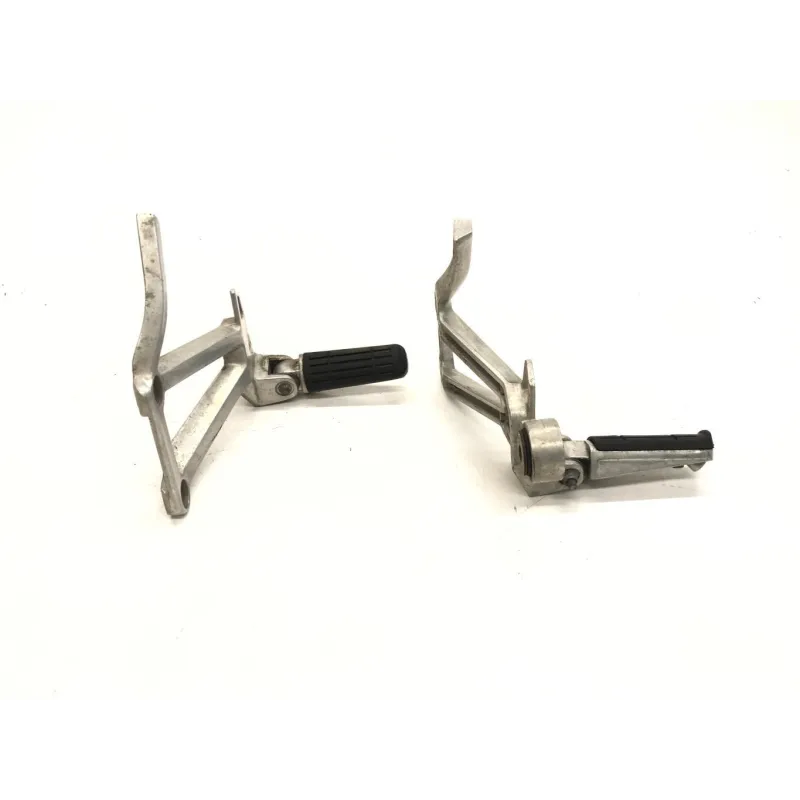 Platine arriere droite et gauche YAMAHA FZS 600 1998-2001 FAZER
