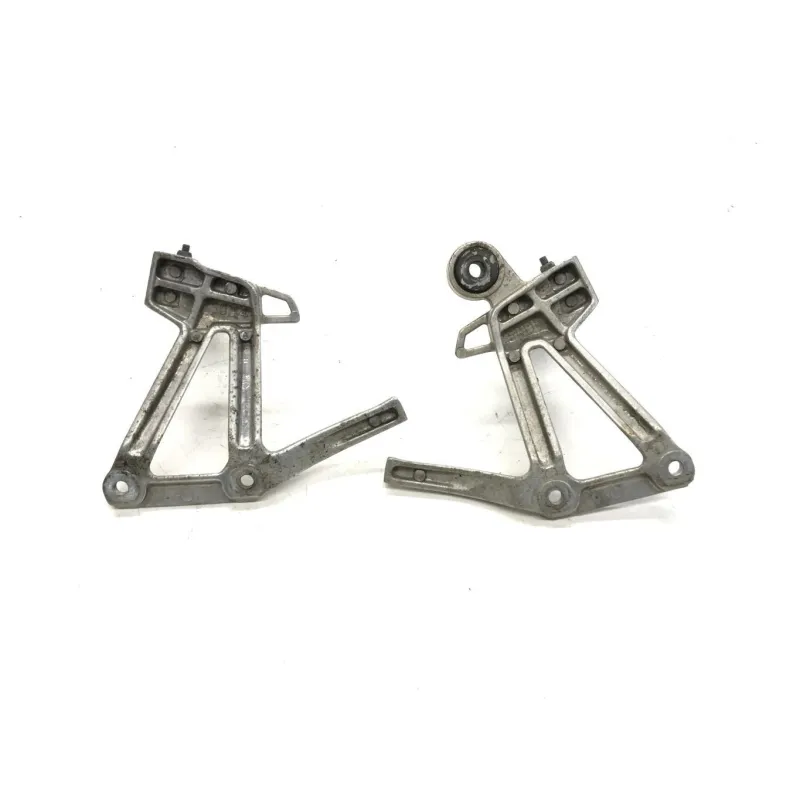 Platine arriere droite et gauche YAMAHA FZS 600 1998-2001 FAZER