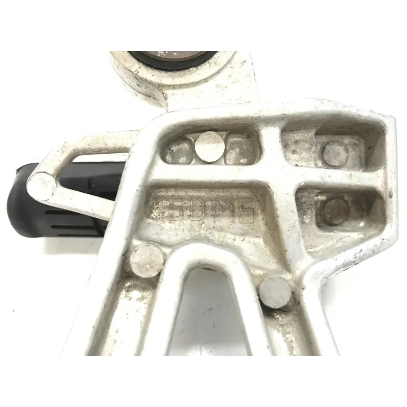 Platine arriere droite et gauche YAMAHA FZS 600 1998-2001 FAZER