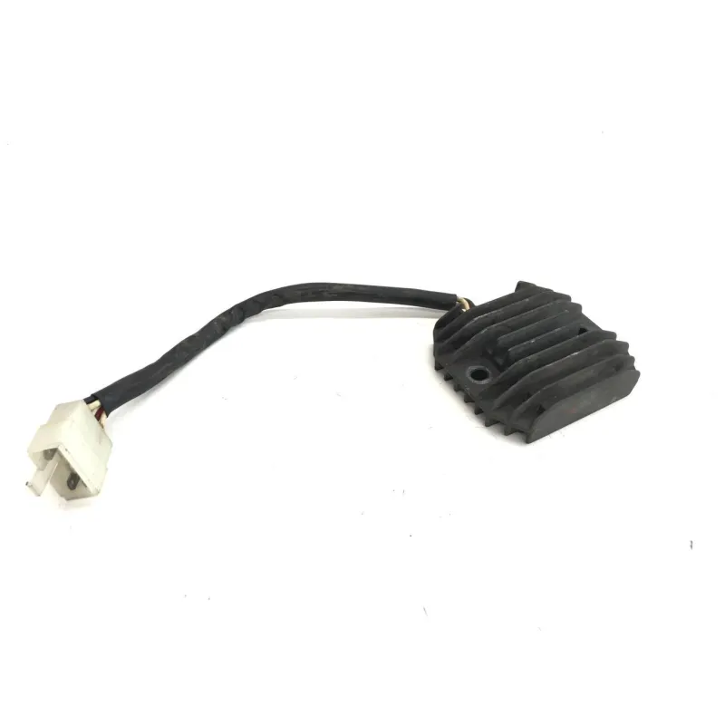 Regulateur charge batterie YAMAHA FZS 600 1998-2001 FAZER