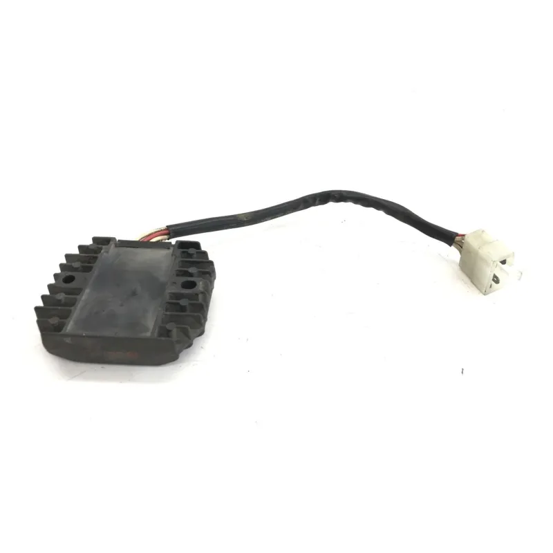 Regulateur charge batterie YAMAHA FZS 600 1998-2001 FAZER