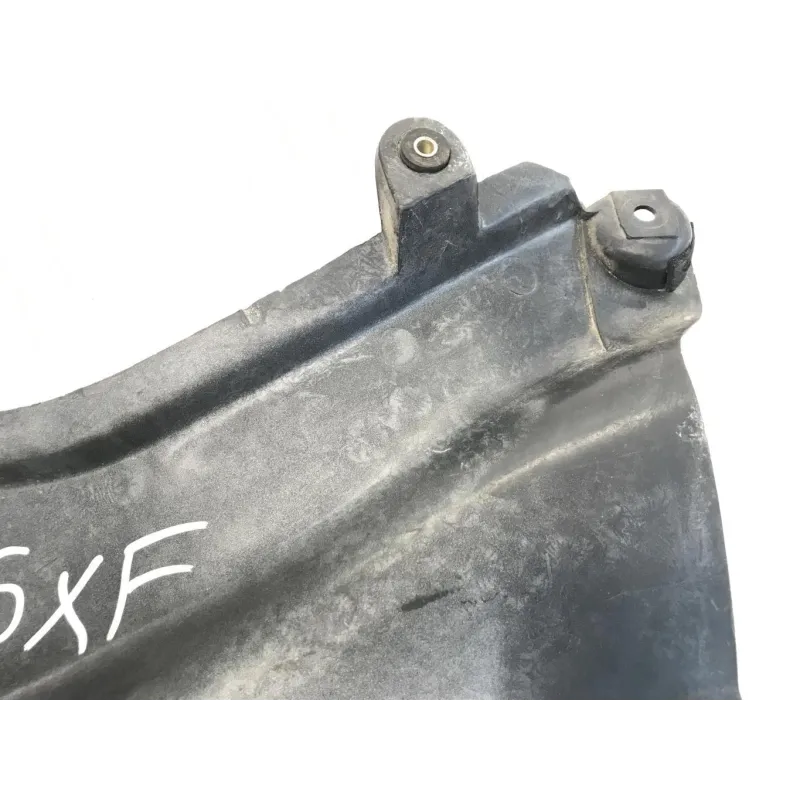 Cache carenage sous selle gauche SUZUKI GSX F 600 1988-1997