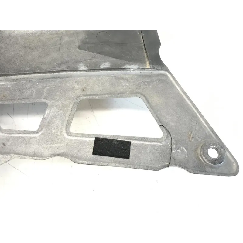 Cache carenage sous selle gauche SUZUKI GSX F 600 1988-1997