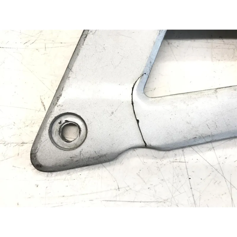 Cache carenage sous selle gauche SUZUKI GSX F 600 1988-1997