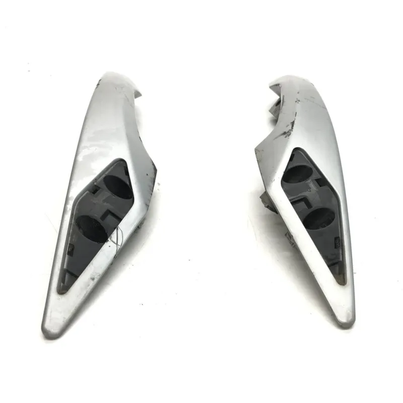 Poignee arriere PEUGEOT SATELIS 125 2006-2008