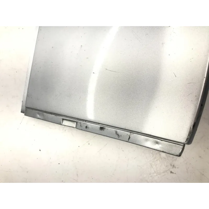 Cache carenage coque arriere droit YAMAHA FZS 600 2002-2003 FAZER