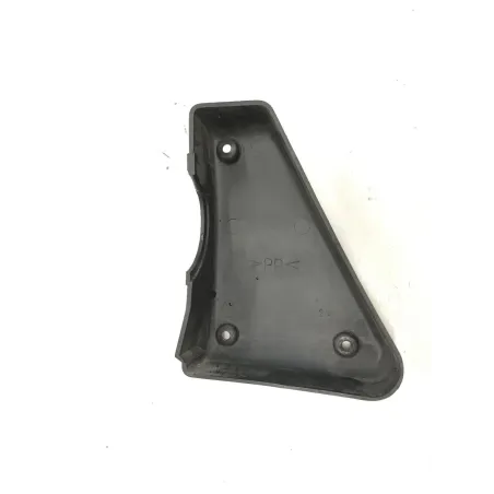 Cache carenage sous selle droit YAMAHA FZS 600 2002-2003 FAZER
