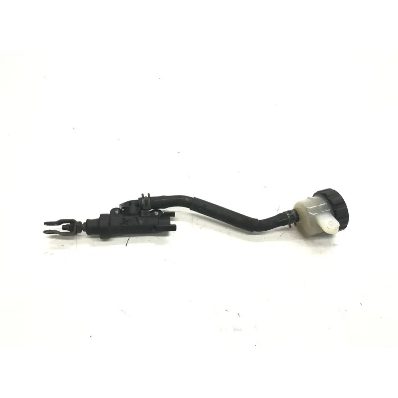 Maitre cylindre frein arriere YAMAHA FZS 600 2002-2003 FAZER