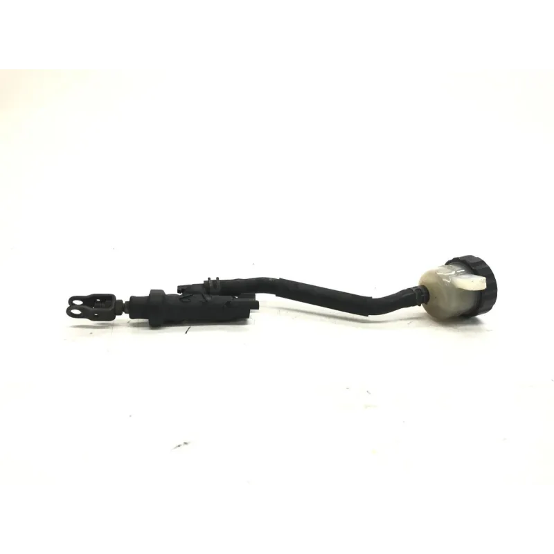 Maitre cylindre frein arriere YAMAHA FZS 600 2002-2003 FAZER