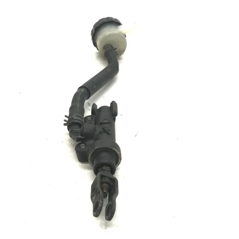 Maitre cylindre frein arriere YAMAHA FZS 600 2002-2003 FAZER