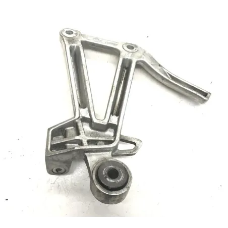 Platine et repose pieds arriere droit YAMAHA FZS 600 2002-2003 FAZER