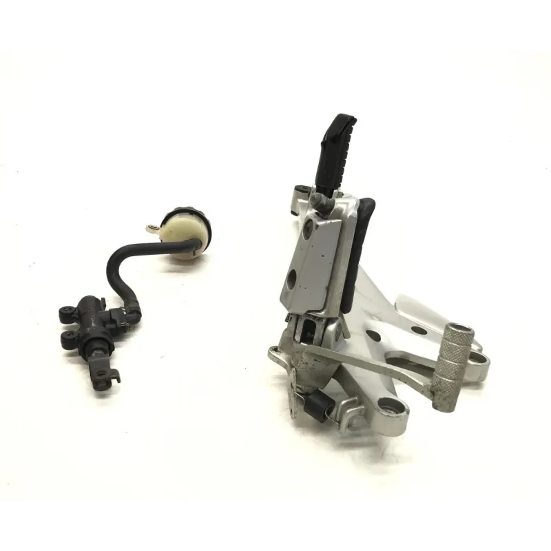 Platine avant droite HONDA CBF 600 2004-2007 N