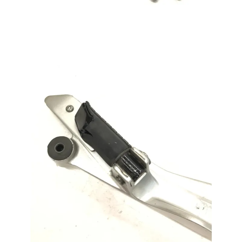 Platine avant droite HONDA CBF 600 2004-2007 N