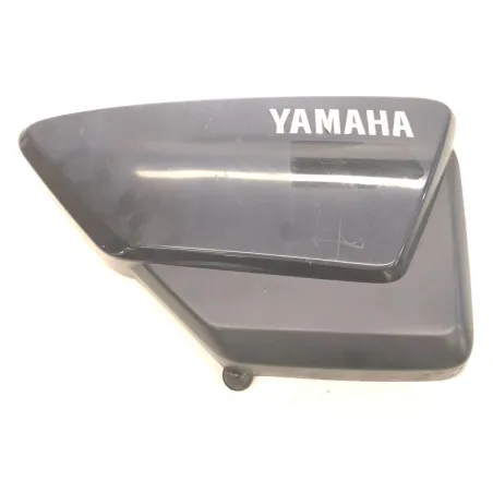 Cache carenage sous selle droit YAMAHA YBR 125 2008-2016 CUSTOM
