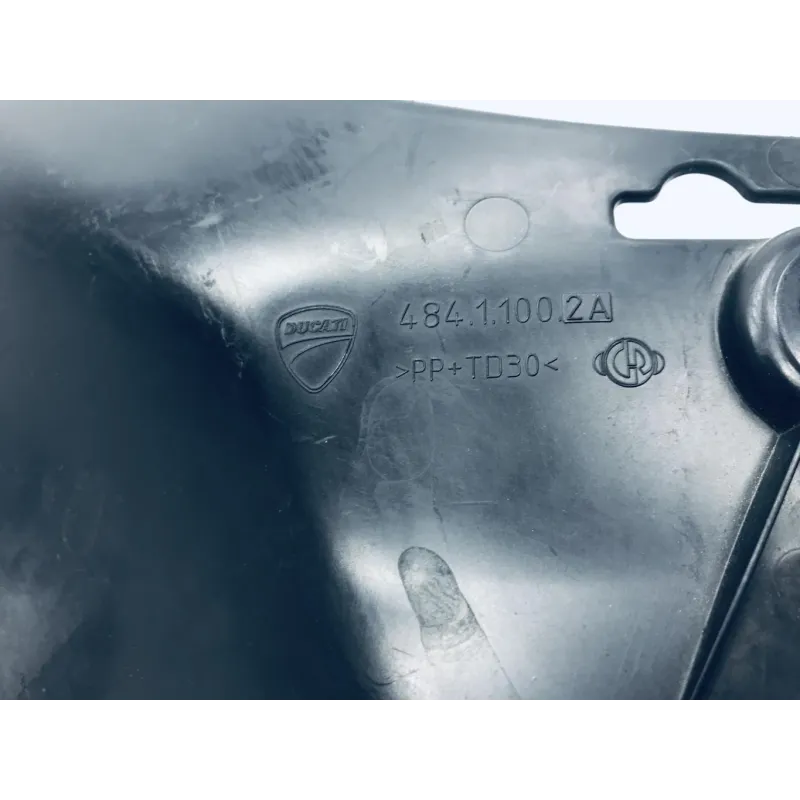 Cache interieur carenage DUCATI PANIGALE 1199 2012-2015
