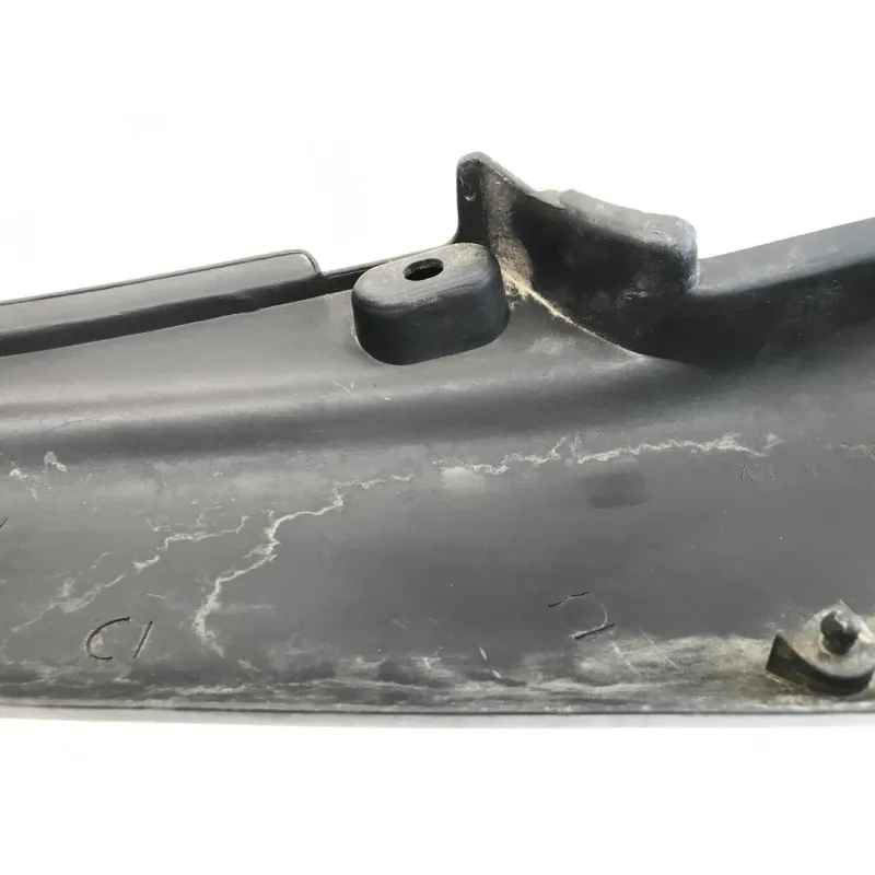 Cache carenage coque arriere gauche SUZUKI GSXR 750 1992-1995