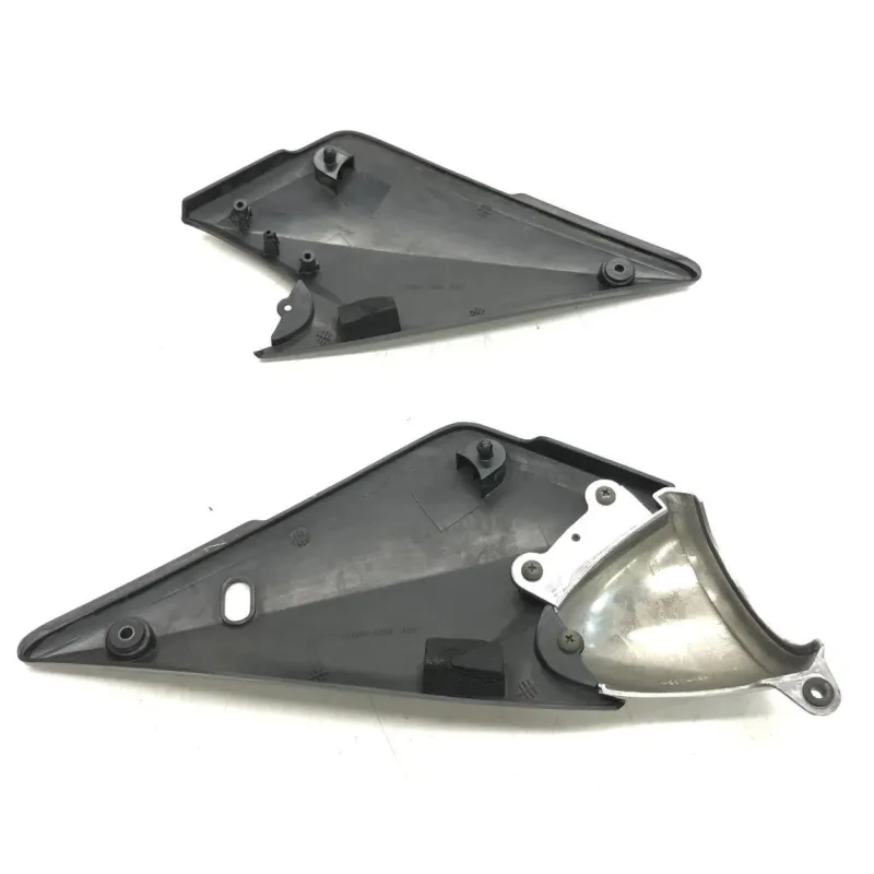 Caches sous selle droit et gauche SUZUKI GSF 600 2000-2004 BANDIT S